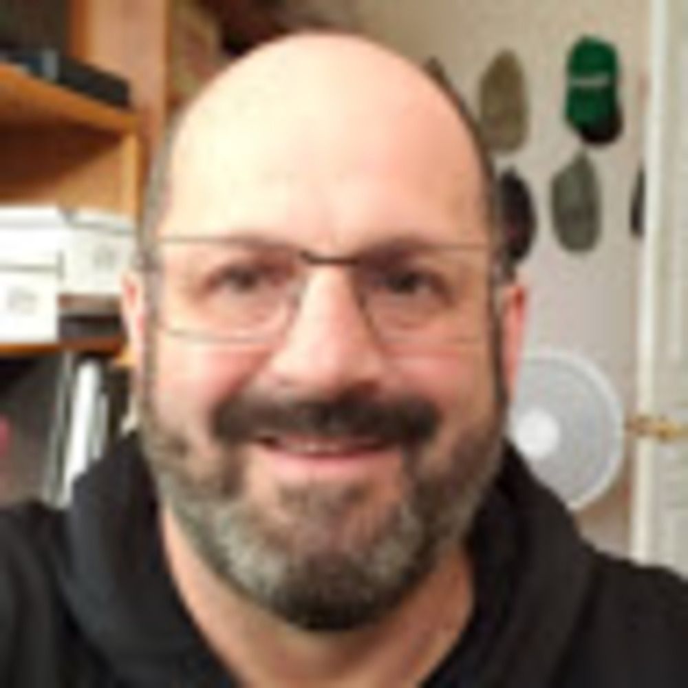 Meet your Posher, Marc